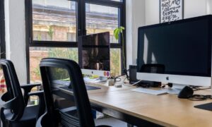 Ein Homeoffice-Tag und Gutscheine für Energiekosten: Der EU-Plan zum Öl-Ausstieg