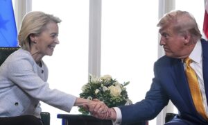 Trump stellt Ursula von der Leyen ein Ultimatum: Halten Sie sich an das Zollabkommen oder ich erhöhe die Zölle erneut.