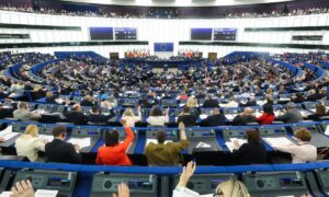 Verteidigung, Kohäsion und eigene Ressourcen: Das EU-Parlament will einen Haushalt von zwei Billionen Euro