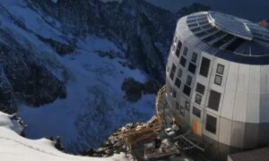 32 fordern Gratis-Hubschrauberflug vom Mont Blanc – Bürgermeister lehnt die Unverantwortlichen ab