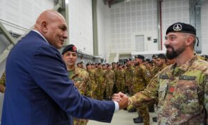 Italienische Kampfjets schießen bewaffnete Drohne in Litauen ab – Crosetto trifft ein: ‚Unsere Präsenz an der NATO-Ostflanke ist entscheidend‘
