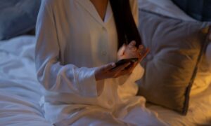 Ist es Betrug, einen sexy Chat mit einer KI zu führen? Was bedeutet Micro-Cheating?