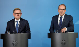 Sprengstoffdrohnen am Flughafen Leipzig: Deutschland erhebt offiziell Anschuldigungen gegen Russland; russisches Konsulat in Bonn geschlossen. Meloni: Solidarität