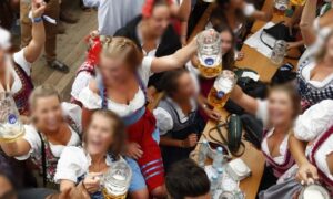 Oktoberfest: Gaffer filmen heimlich unter Röcken am Teufelsrad – Tausende Videos im Netz