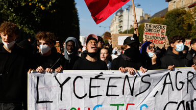 La protesta degli studenti in Francia (Foto LaPresse)