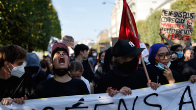 La protesta degli studenti in Francia (Foto LaPresse)