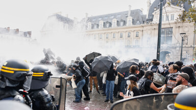 La protesta degli studenti in Francia (Foto LaPresse)