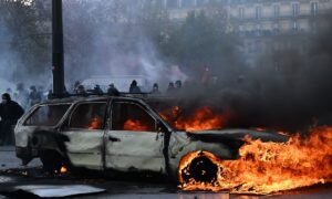 Proteste in Frankreich: Studenten und Gelbwesten gegen die Lebenshaltungskosten – Zusammenstöße in Paris und Marseille, über 270 Festnahmen
