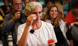 200.000 Euro Miete verschenkt – nach 15 Jahren bin ich umgezogen, konnte nicht mehr zahlen. Ada Colau spricht