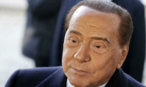 Berlusconi wollte ein Musical über sein Leben im Broadway-Stil – Tänze und Bühnenbilder gab es bereits.